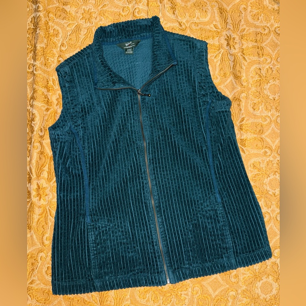 Woolrich Teal Corduroy Zip-Up Vest